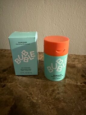 Bubble Slam Dunk Hydrating Moisturizer NWT